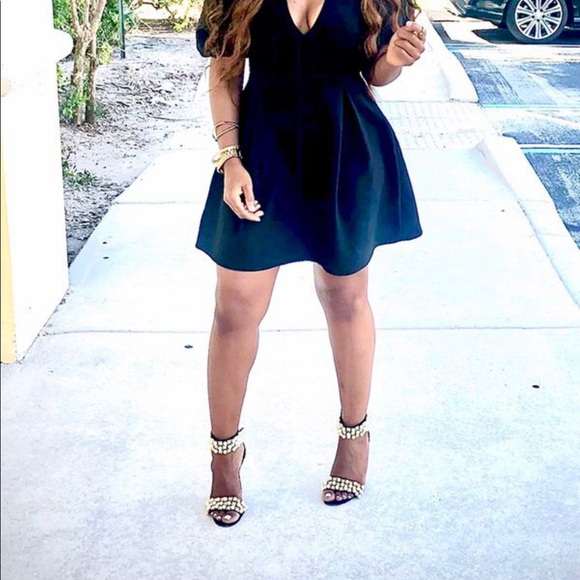 Christian Louboutin Tudor Ball Sandals - Picture 10 of 13